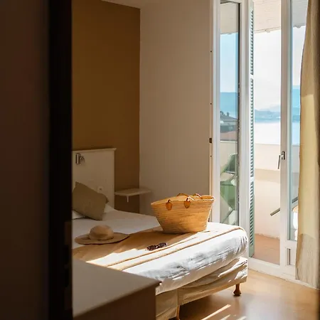 Ξενοδοχείο Du Golfe 3*