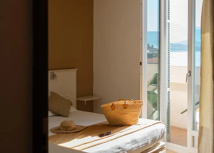 ホテル デュ ゴルフ 3*