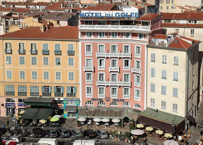 デュ ゴルフ 3* アジャクシオ