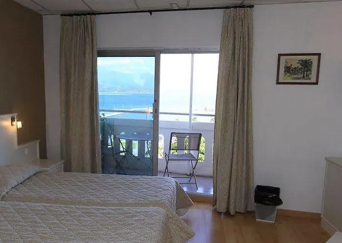 デュ ゴルフ ホテル アジャクシオ